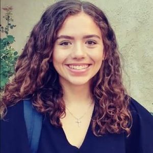 Meet your Posher, Christina
